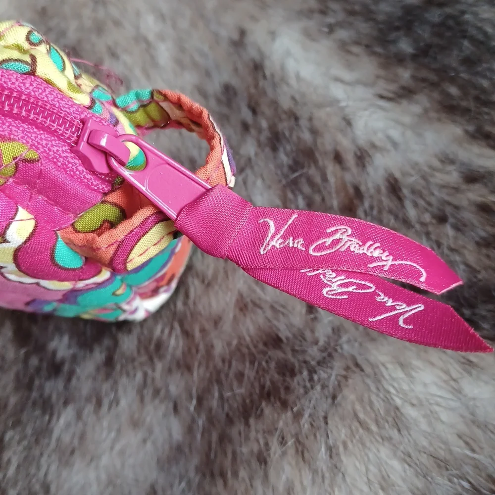 Vera Bradley cosmetic bag - Picture 4 of 13